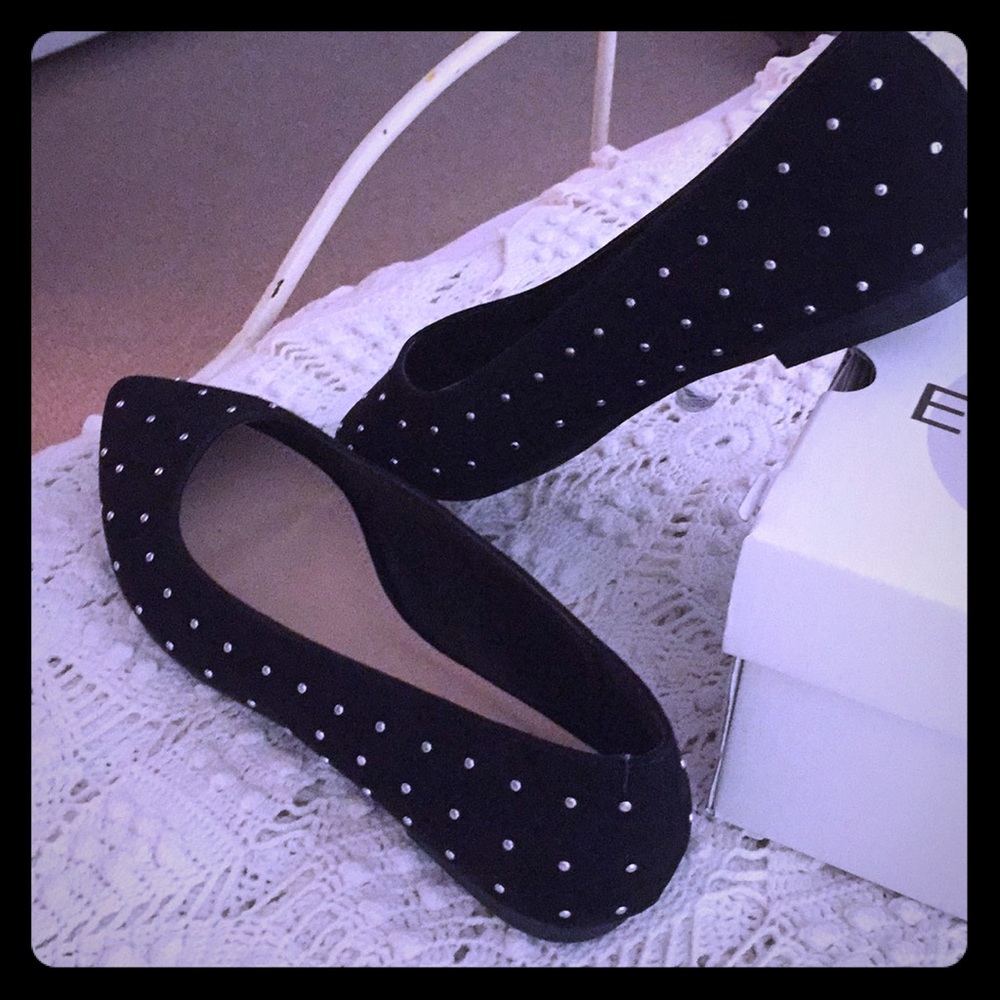 Black ❤️ Silver-Studded ❤️ Flats